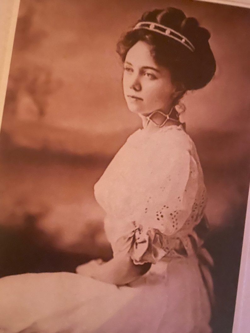 Stained Glass Window – Part&nbsp;1